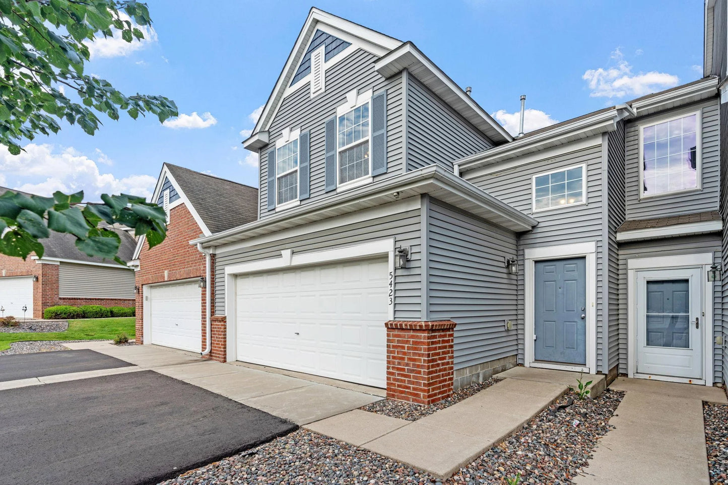 5423 Elm Grove Avenue, New Hope, MN 55428