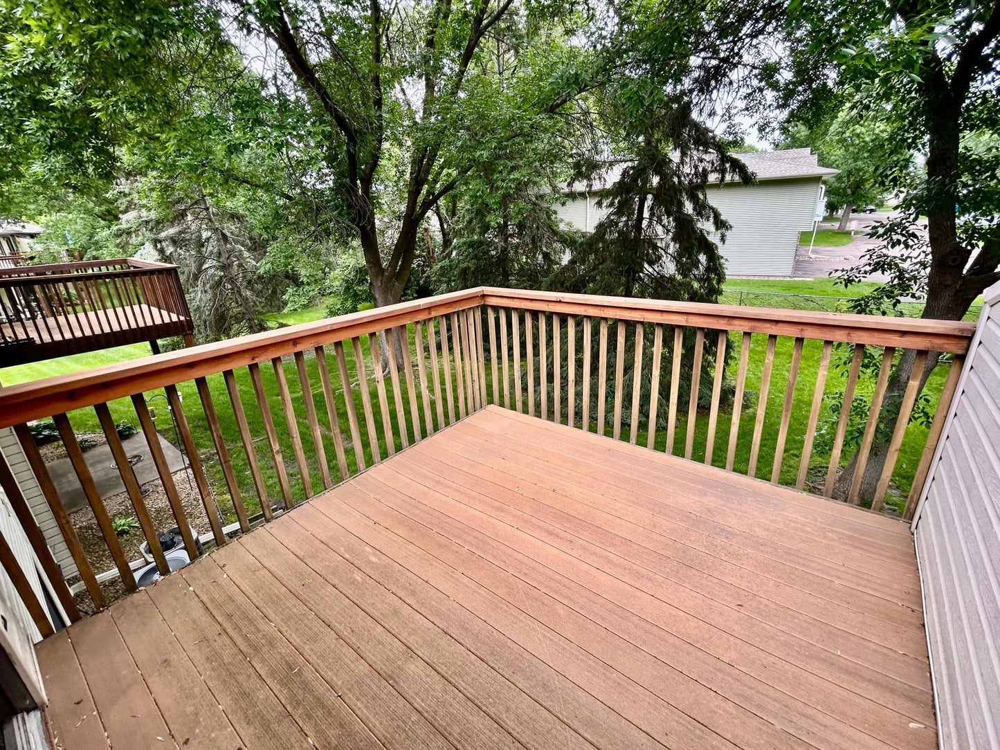 4378 Buckingham Court, Vadnais Heights, MN 55127
