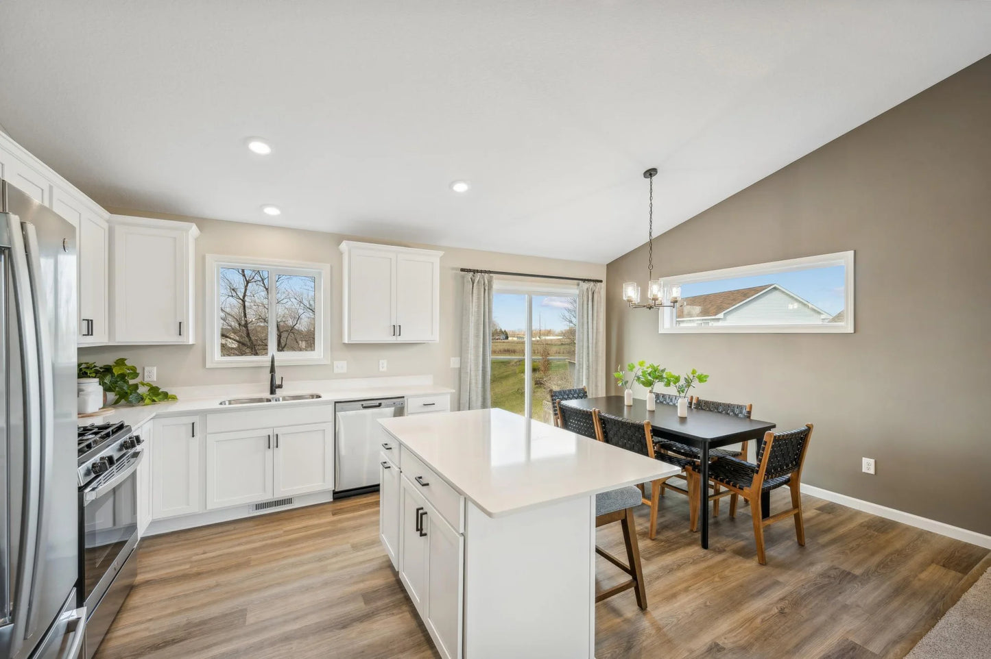 129 Terning Way, Howard Lake, MN 55349