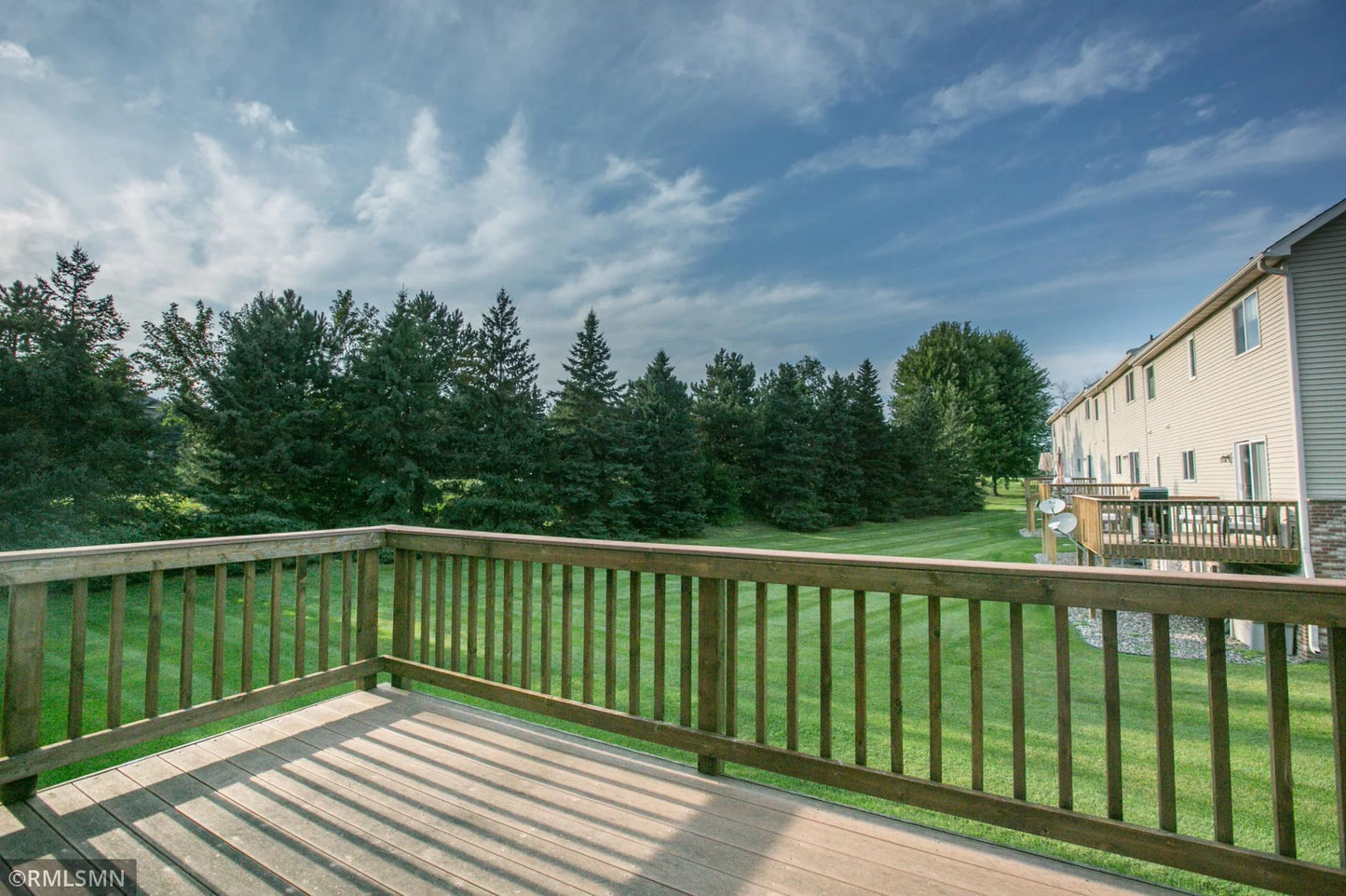 21314 Hytrail Circle, Lakeville, MN 55044