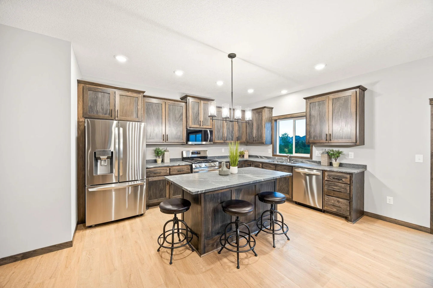 211 Lori Lane, Delano, MN 55328
