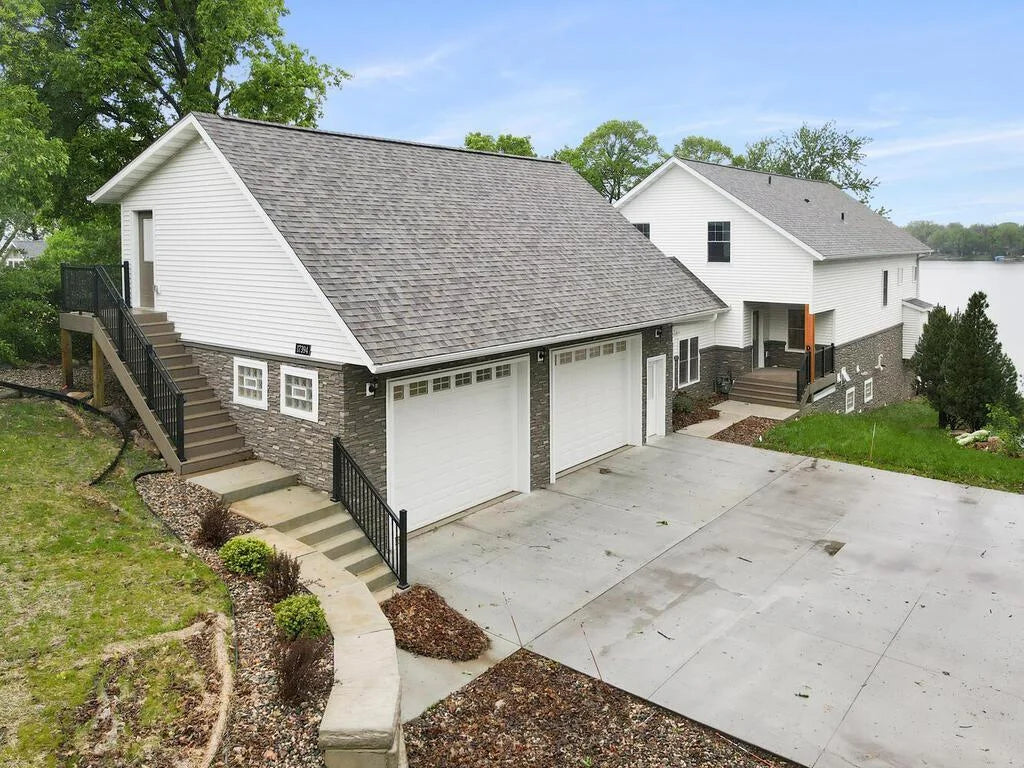 17394 Sunset Trail, Prior Lake, MN 55372