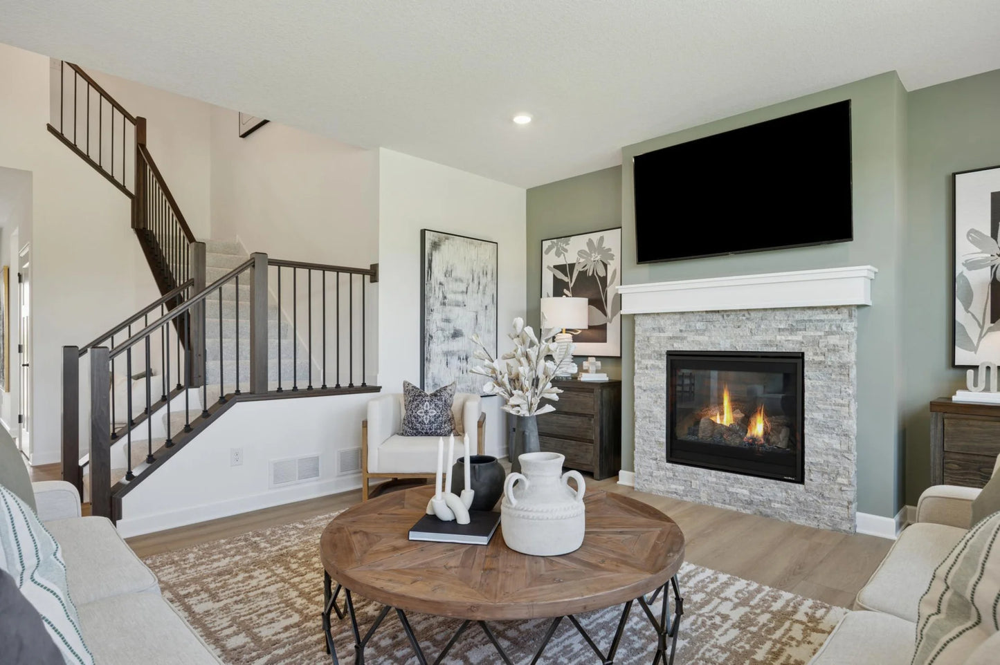 1045 Aster Boulevard, Rosemount, MN 55068