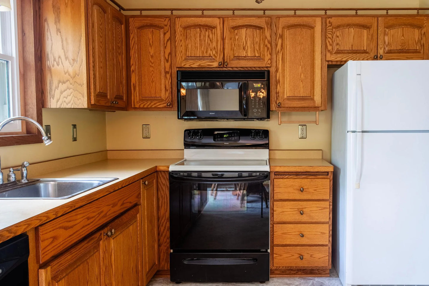 8659 215th Street, Forest Lake, MN 55025