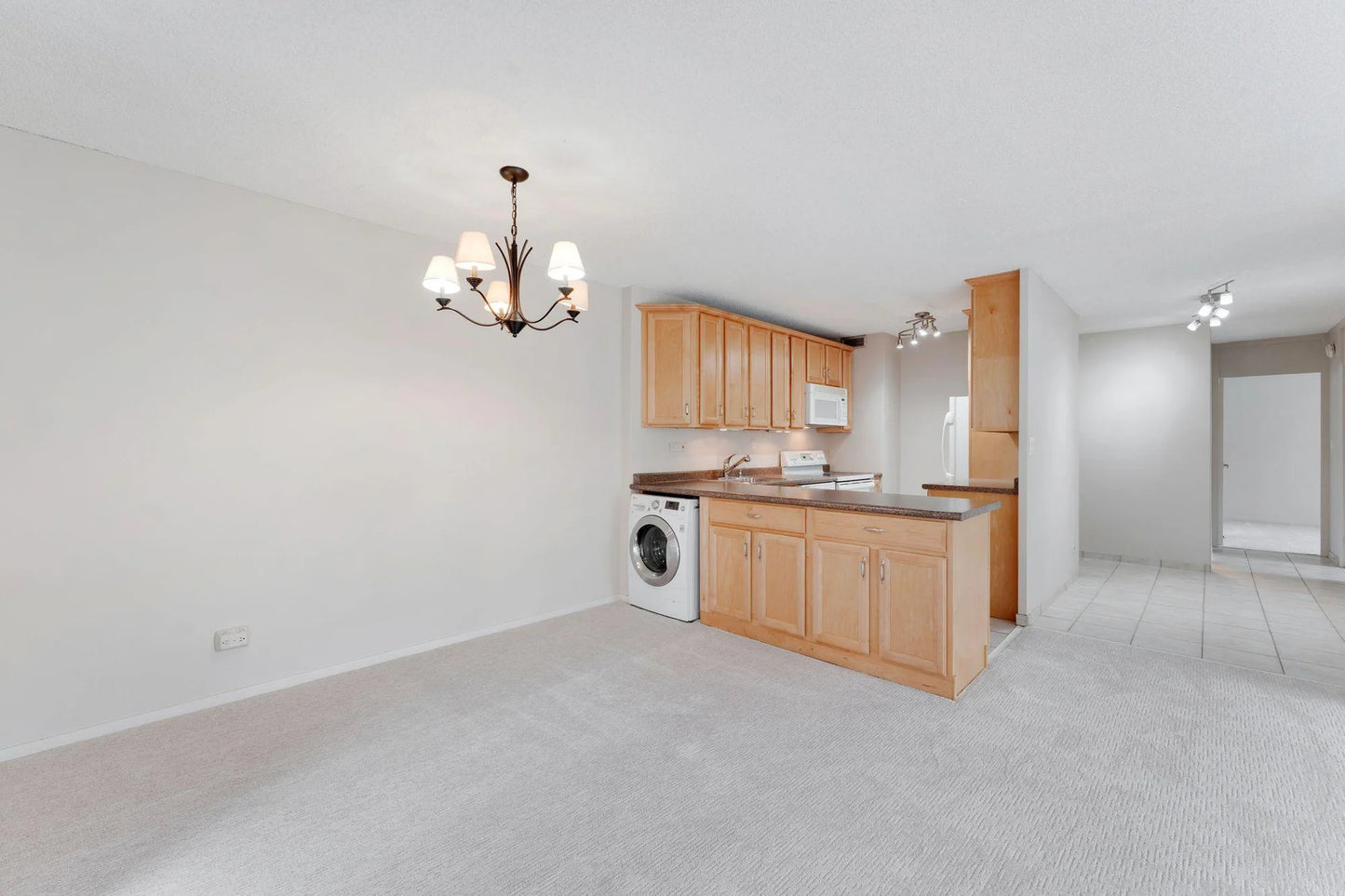 19 1st Street, Minneapolis, MN 55401