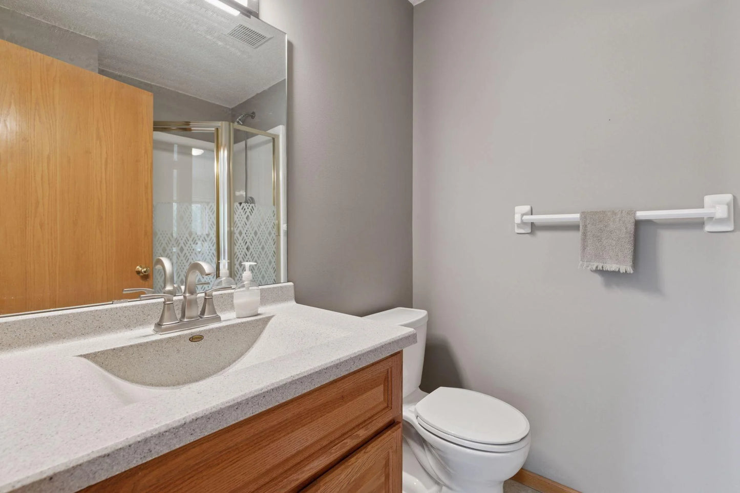 4318 Mccoll Drive, Savage, MN 55378