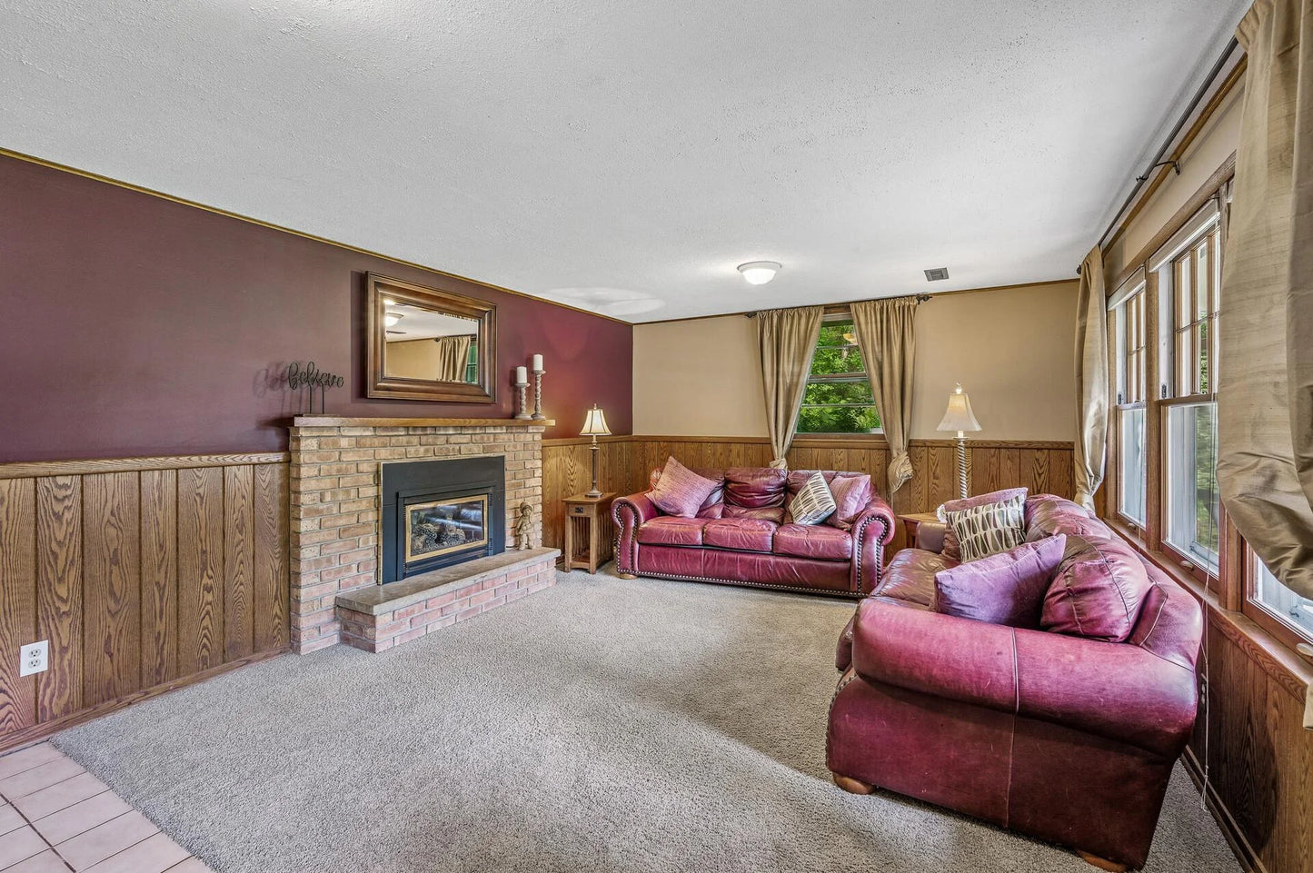 109 Cimarron Court, Apple Valley, MN 55124