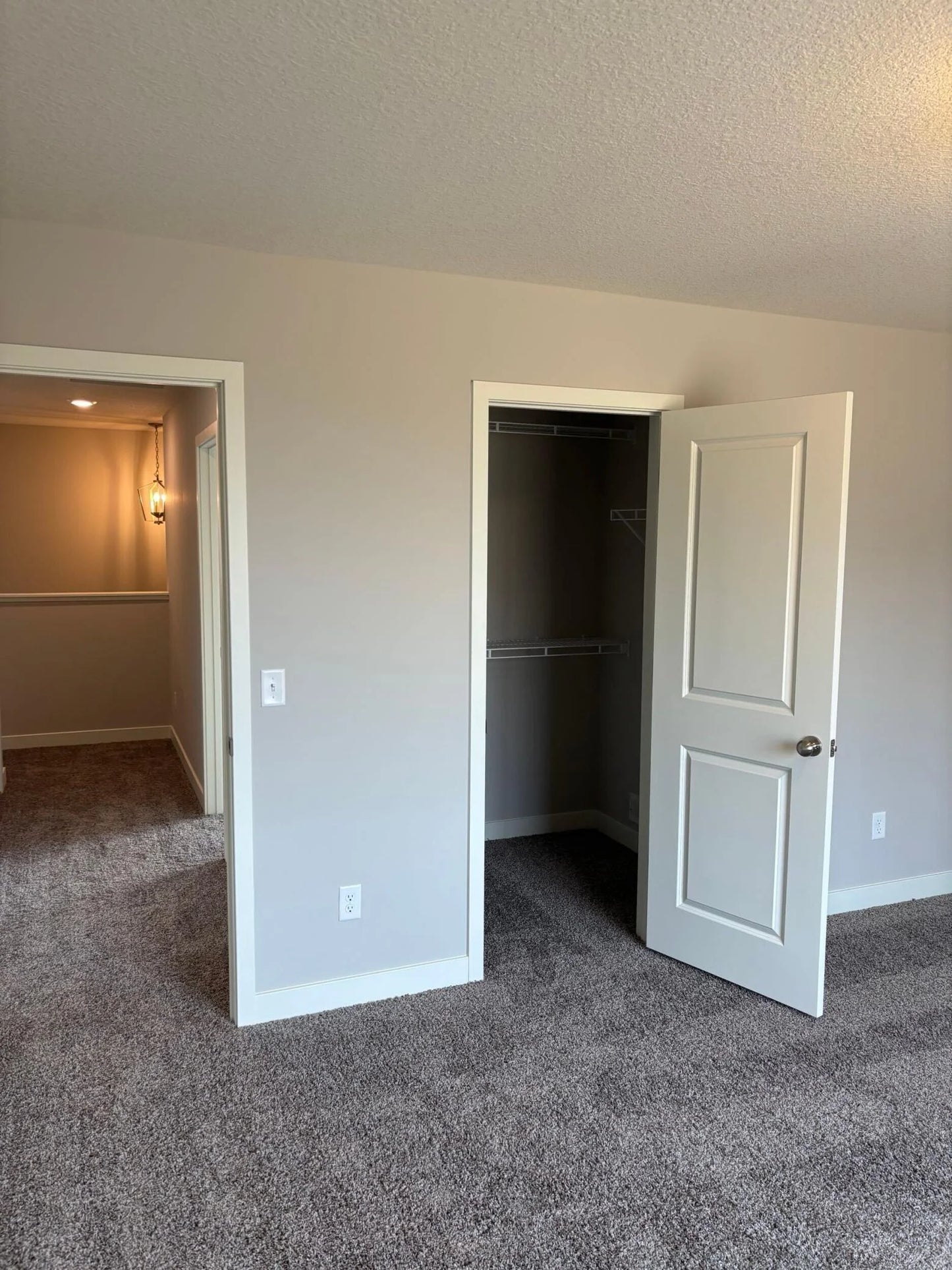 1598 76th Street, Inver Grove Heights, MN 55077