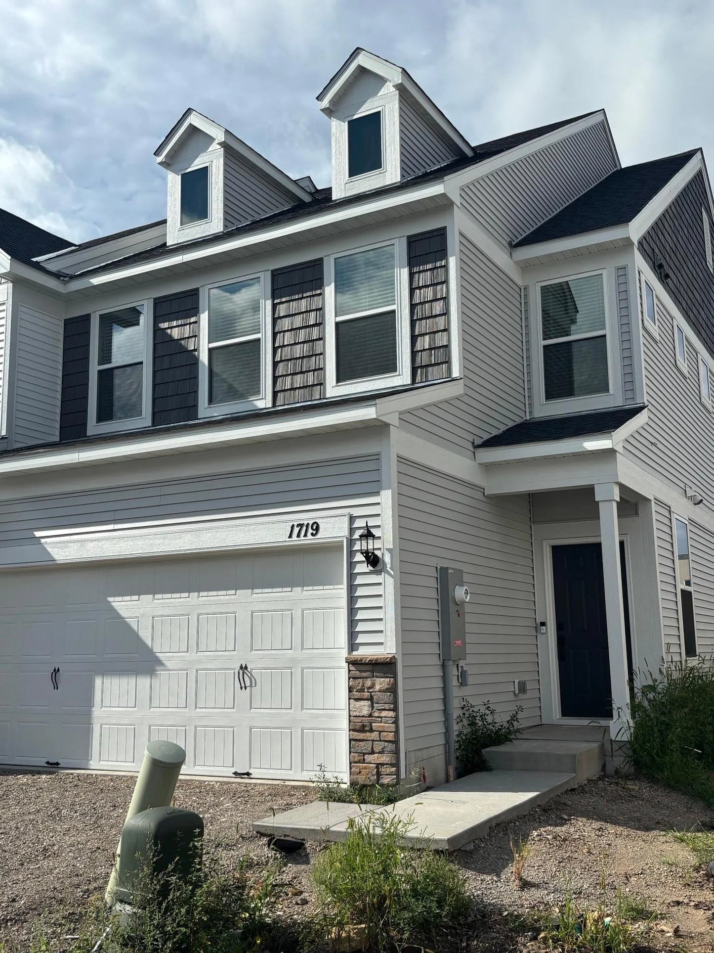 1719 Hauer Trail, Shakopee, MN 55379