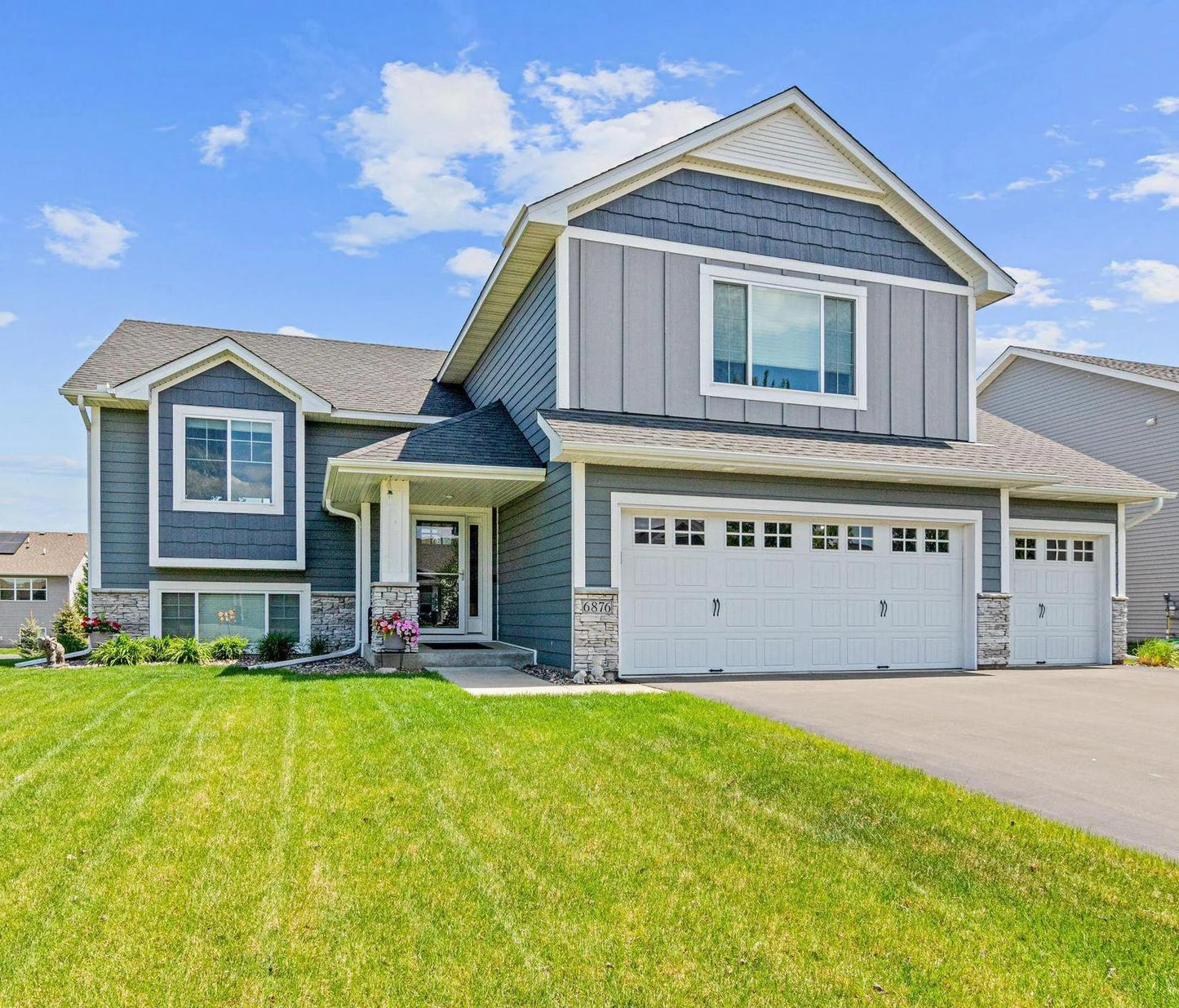 6876 94th Cove, Cottage Grove, MN 55016