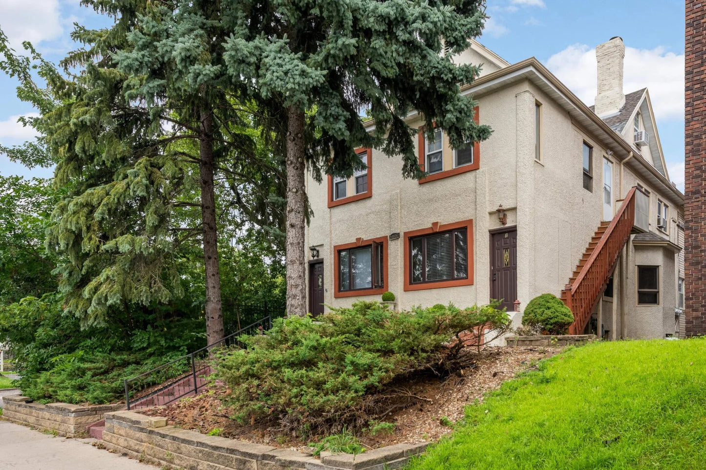 2507 Lyndale Avenue, Minneapolis, MN 55405