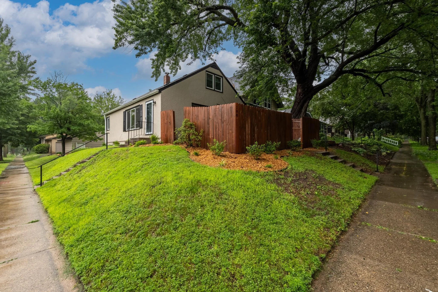 188 Cleveland Avenue, Saint Paul, MN 55105