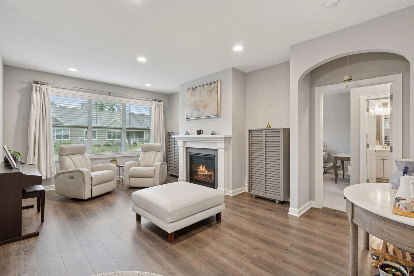630 Lovell Avenue, Roseville, MN 55113