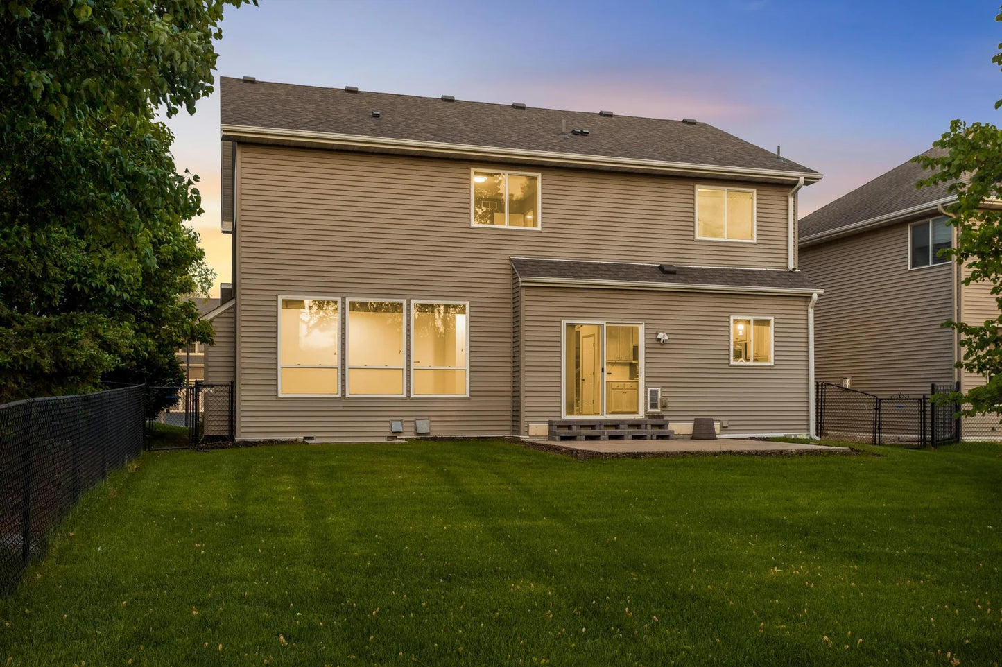 10935 Eagle View Place, Woodbury, MN 55129