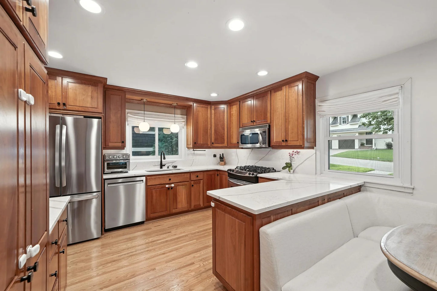 607 Gardner Street, Wayzata, MN 55391