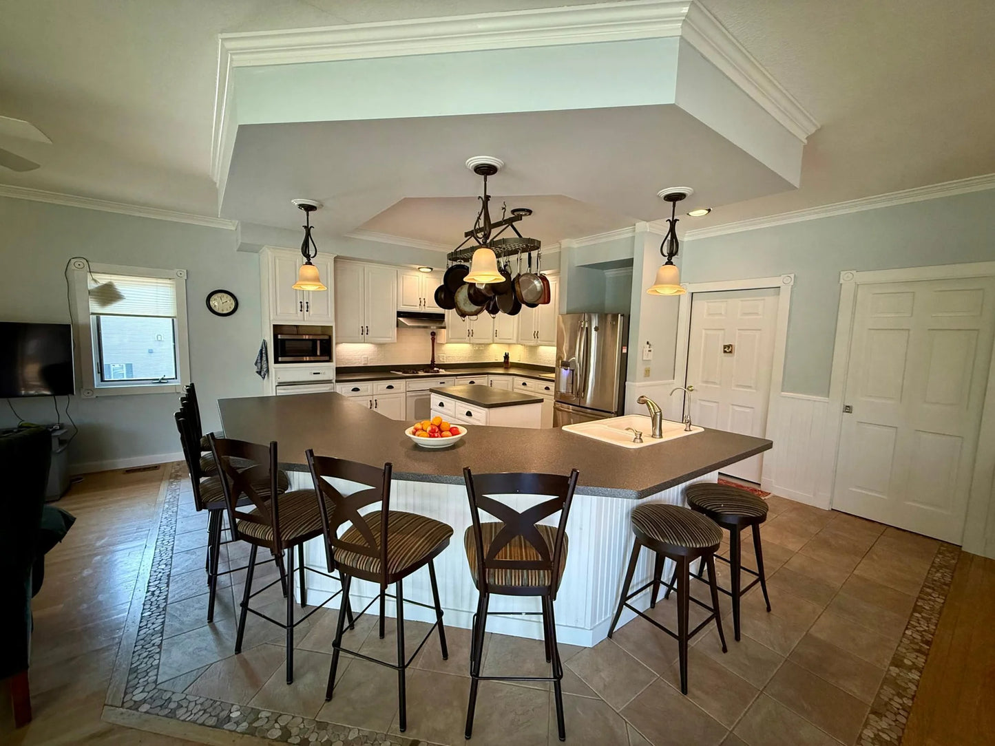 6090 Babcock Trail, Inver Grove Heights, MN 55077
