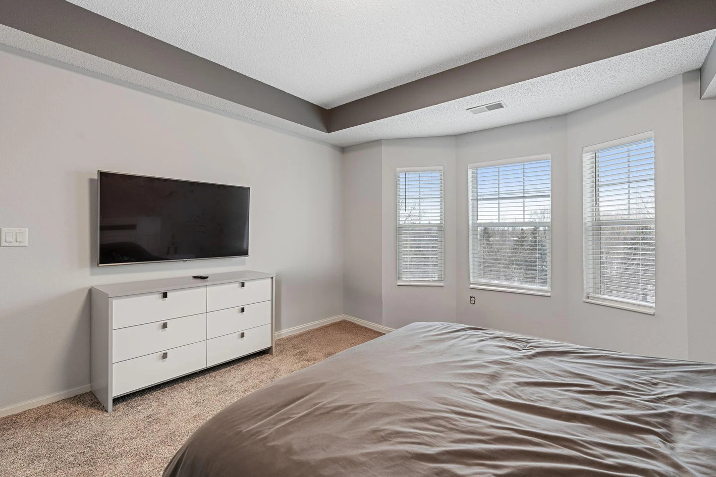 3800 85th Avenue, Brooklyn Park, MN 55443