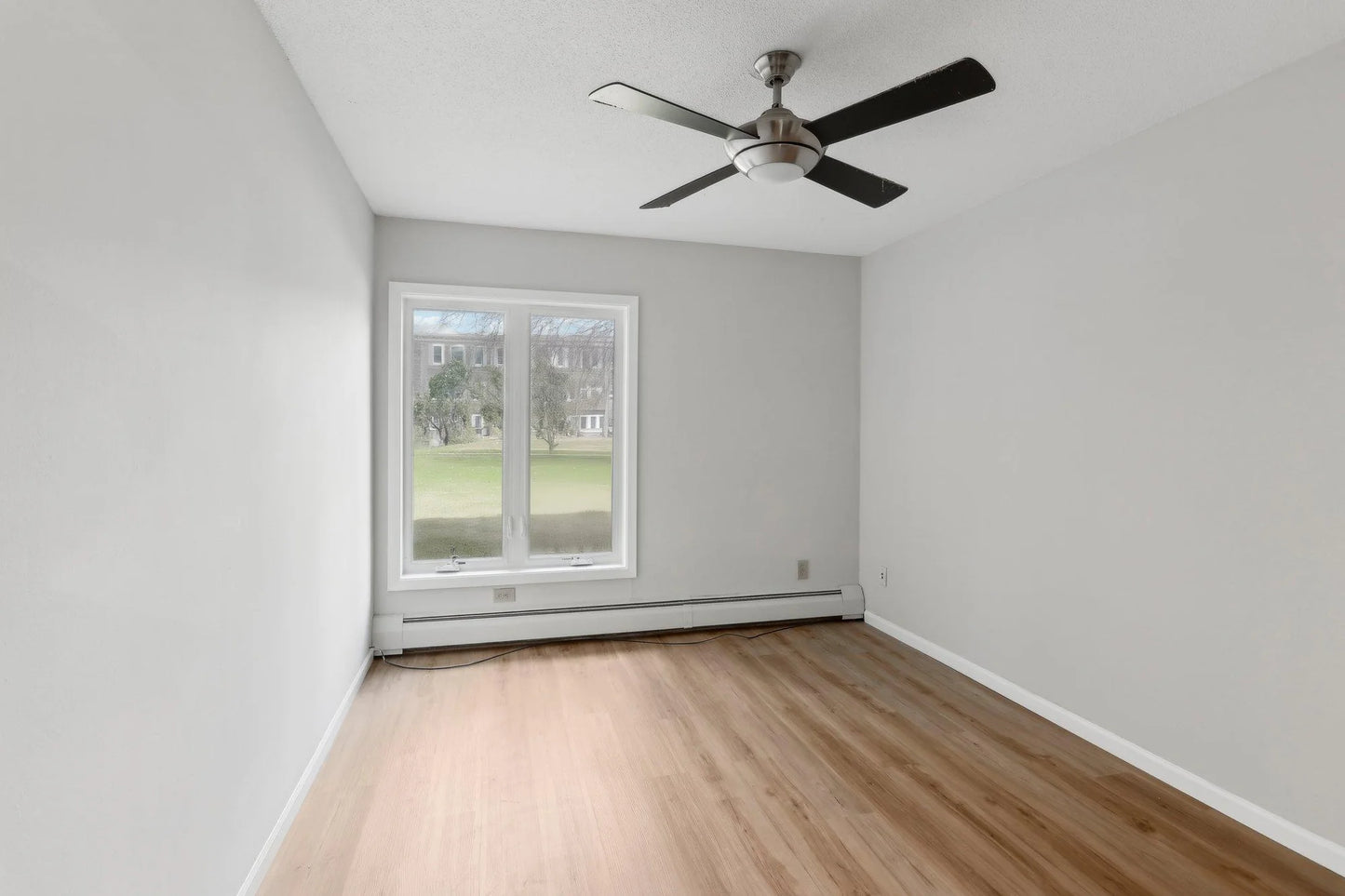 450 Ford Road, Saint Louis Park, MN 55426