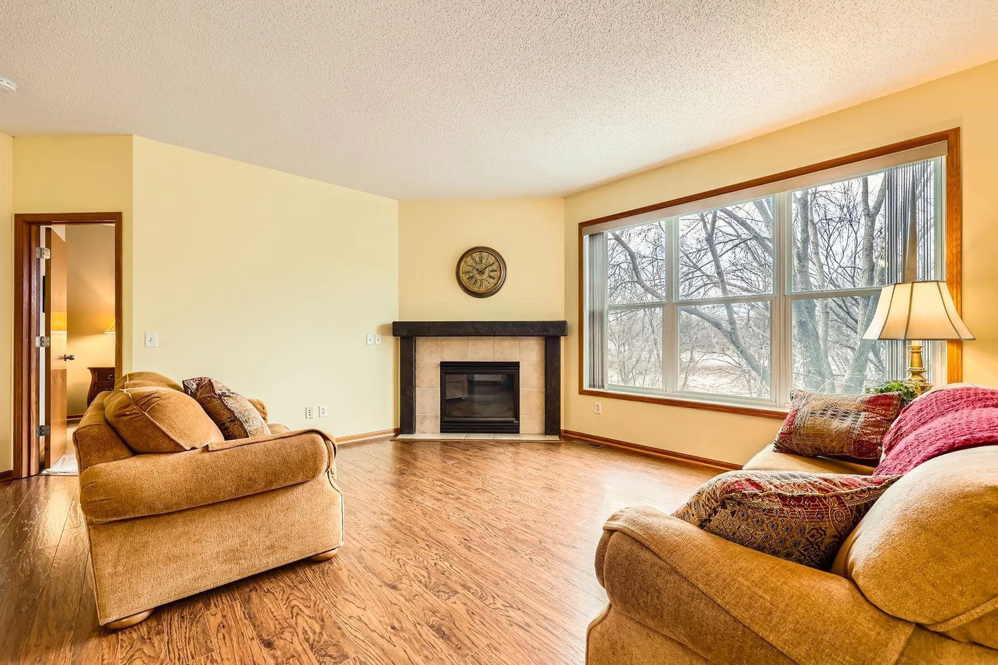 341 Campfire Curve, Chaska, MN 55318