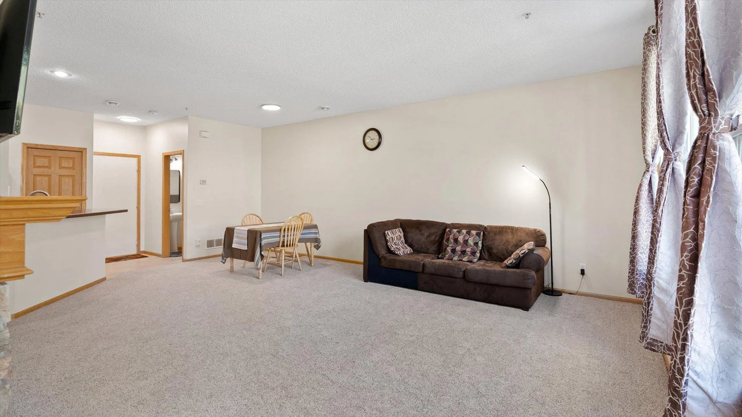 13749 Atrium Avenue, Rosemount, MN 55068