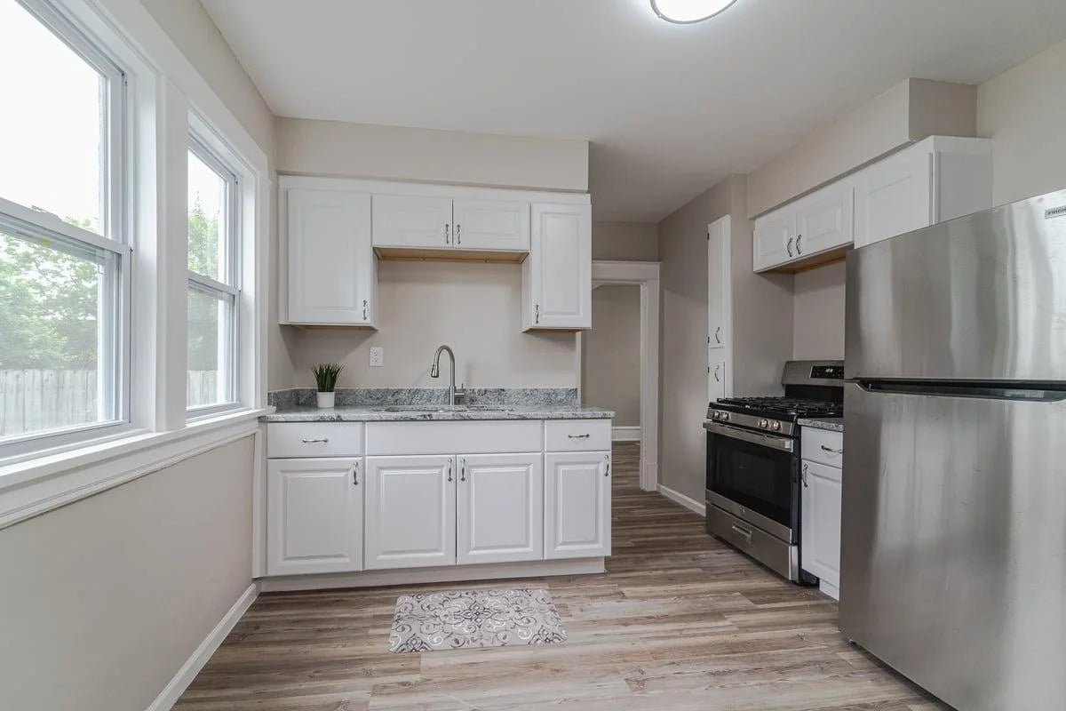 2156 Saint Anthony Avenue, Saint Paul, MN 55104
