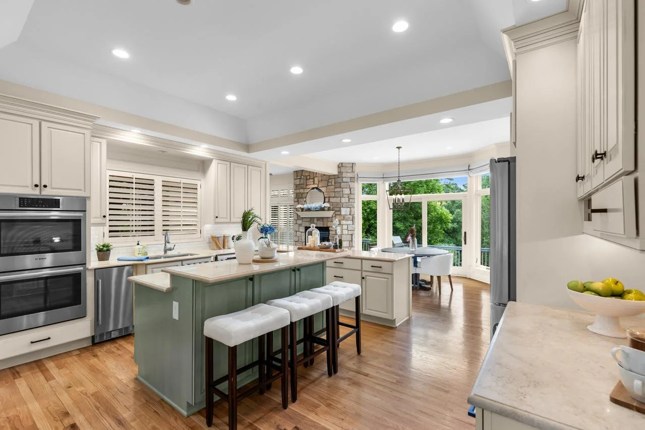 11193 Bluestem Lane, Eden Prairie, MN 55347