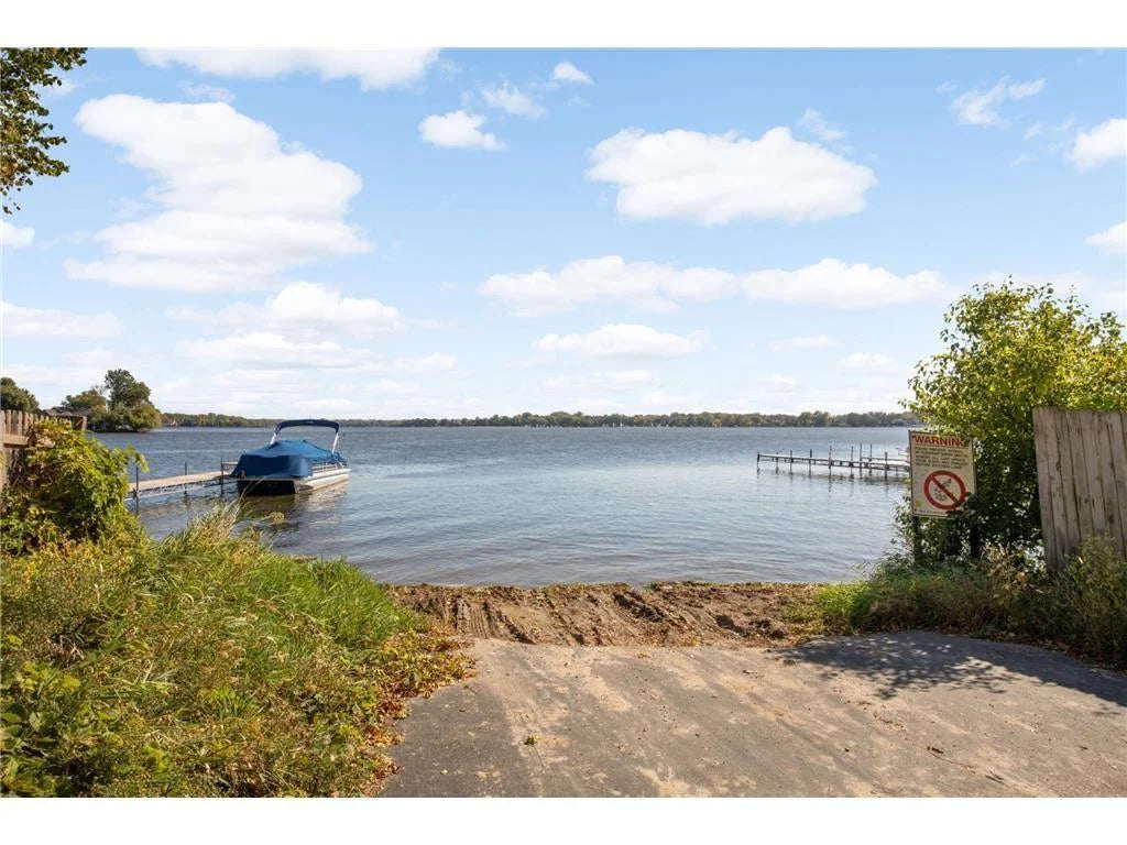 1808 Beach Drive, Forest Lake, MN 55025