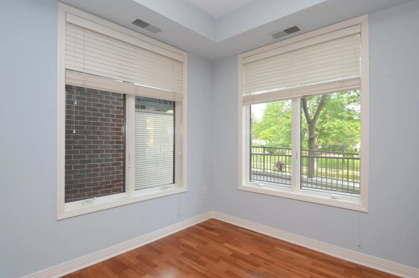 5225 Grandview Square, Edina, MN 55436