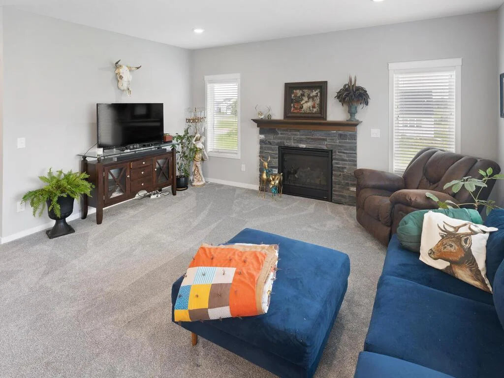 252 3rd Street, Delano, MN 55328