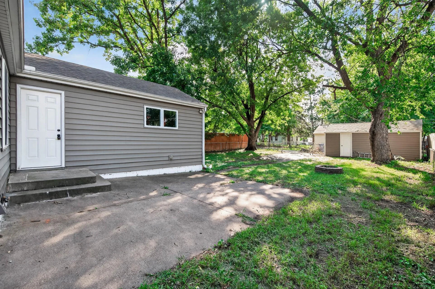 5225 6th Street, Minneapolis, MN 55430