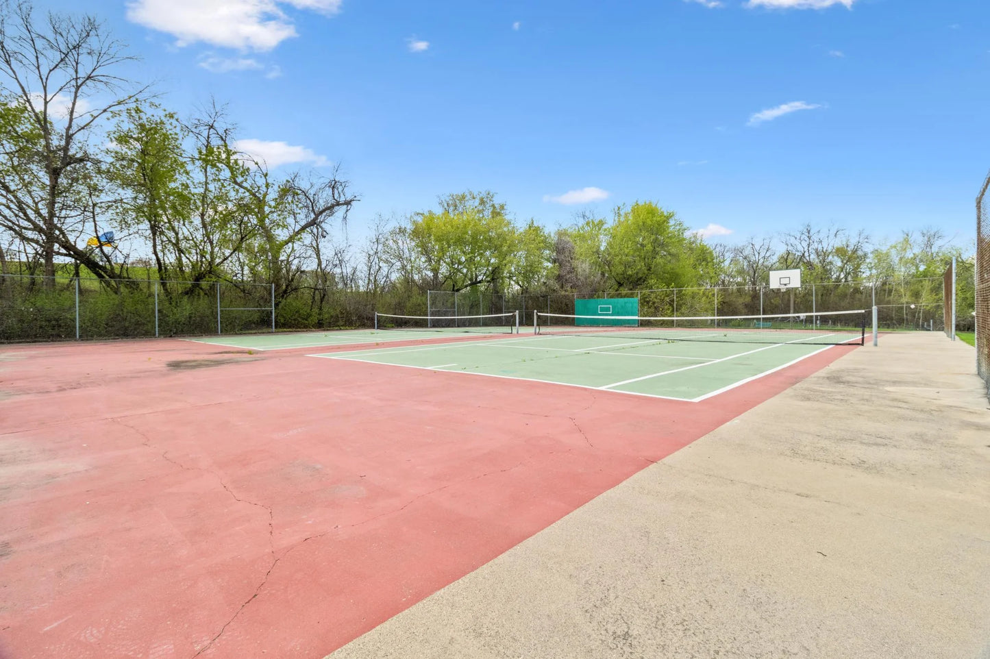 10840 Rockford Road, Plymouth, MN 55442