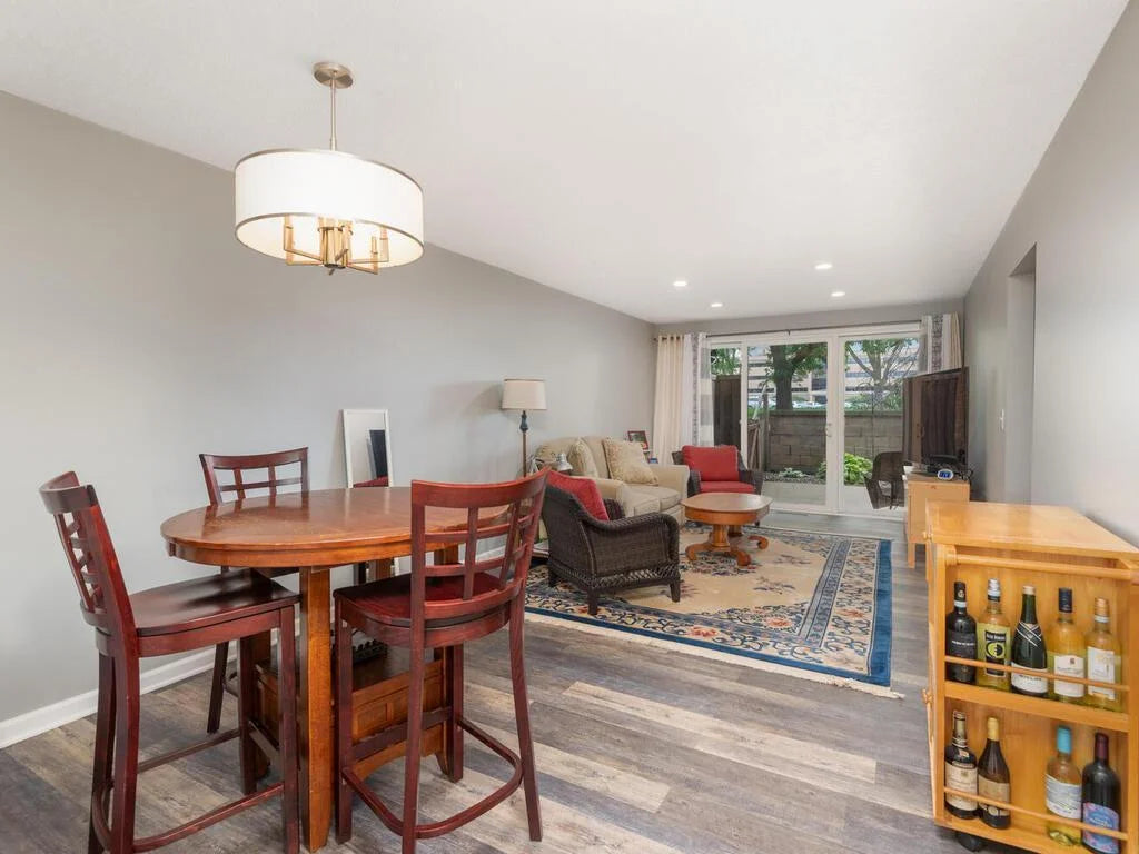 6423 Colony Way, Edina, MN 55435