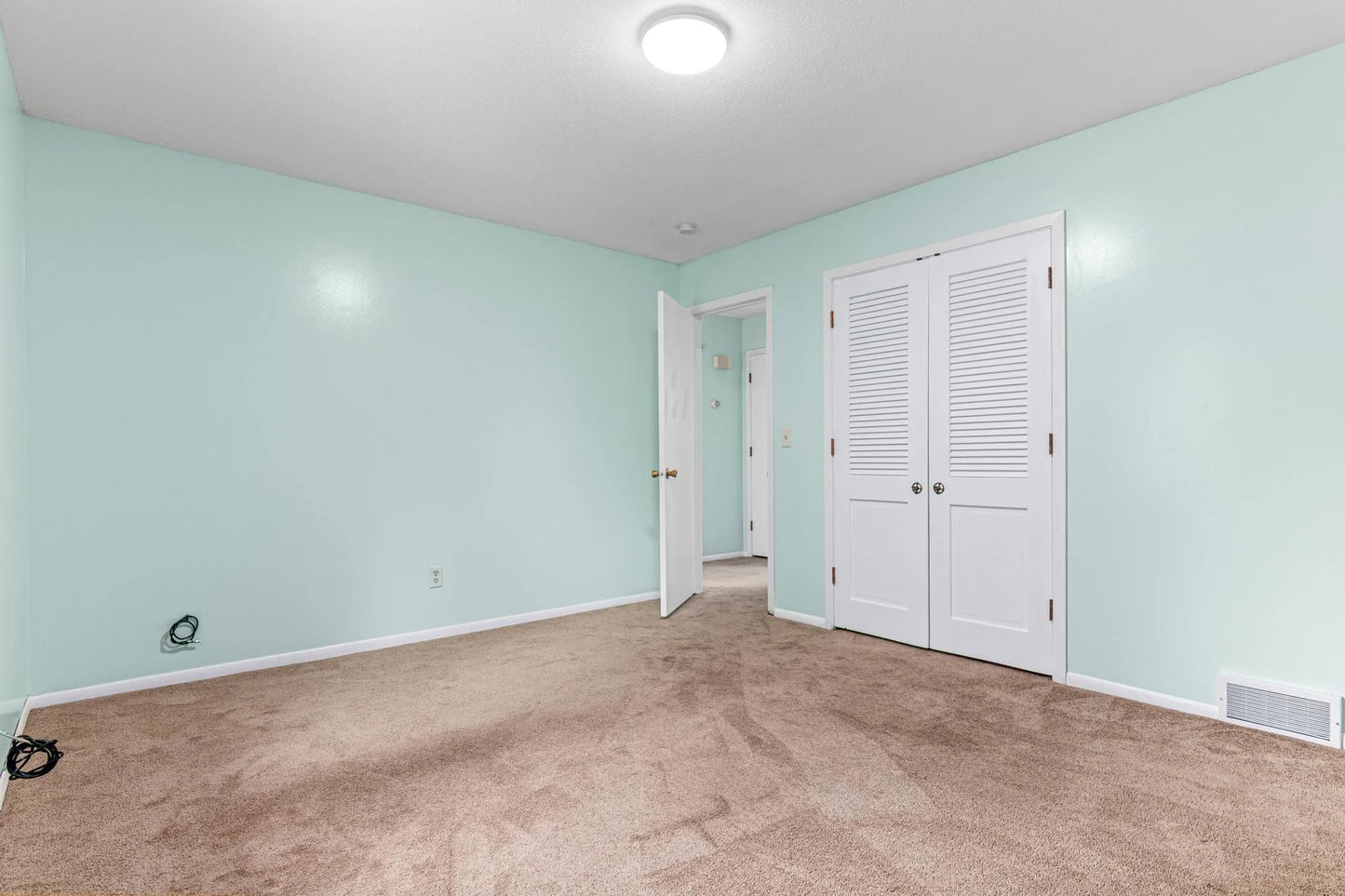 6225 Century Boulevard, Brooklyn Park, MN 55429