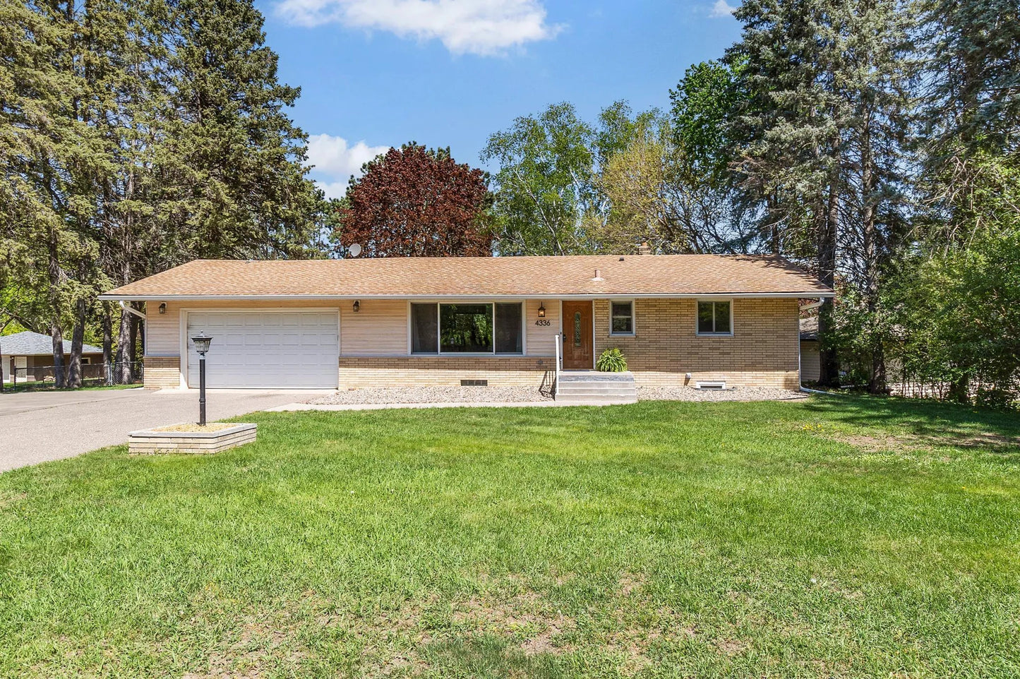 4336 Victoria Street, Shoreview, MN 55126