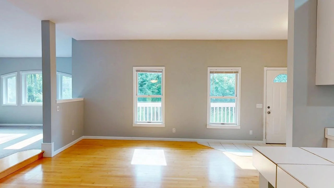 520 Hanlon Ave , Orono, MN 55391