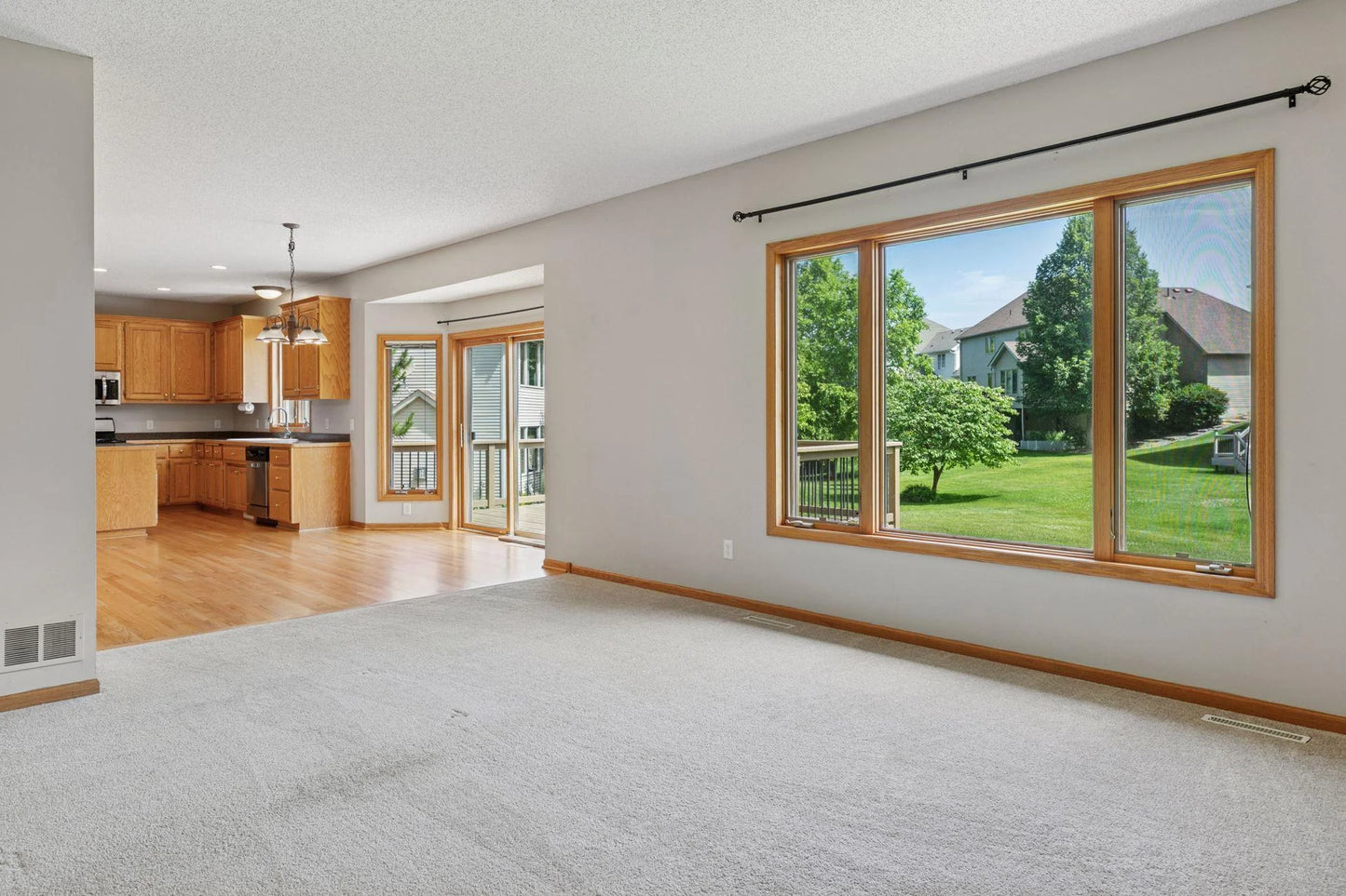 13176 Crolly Court, Rosemount, MN 55068