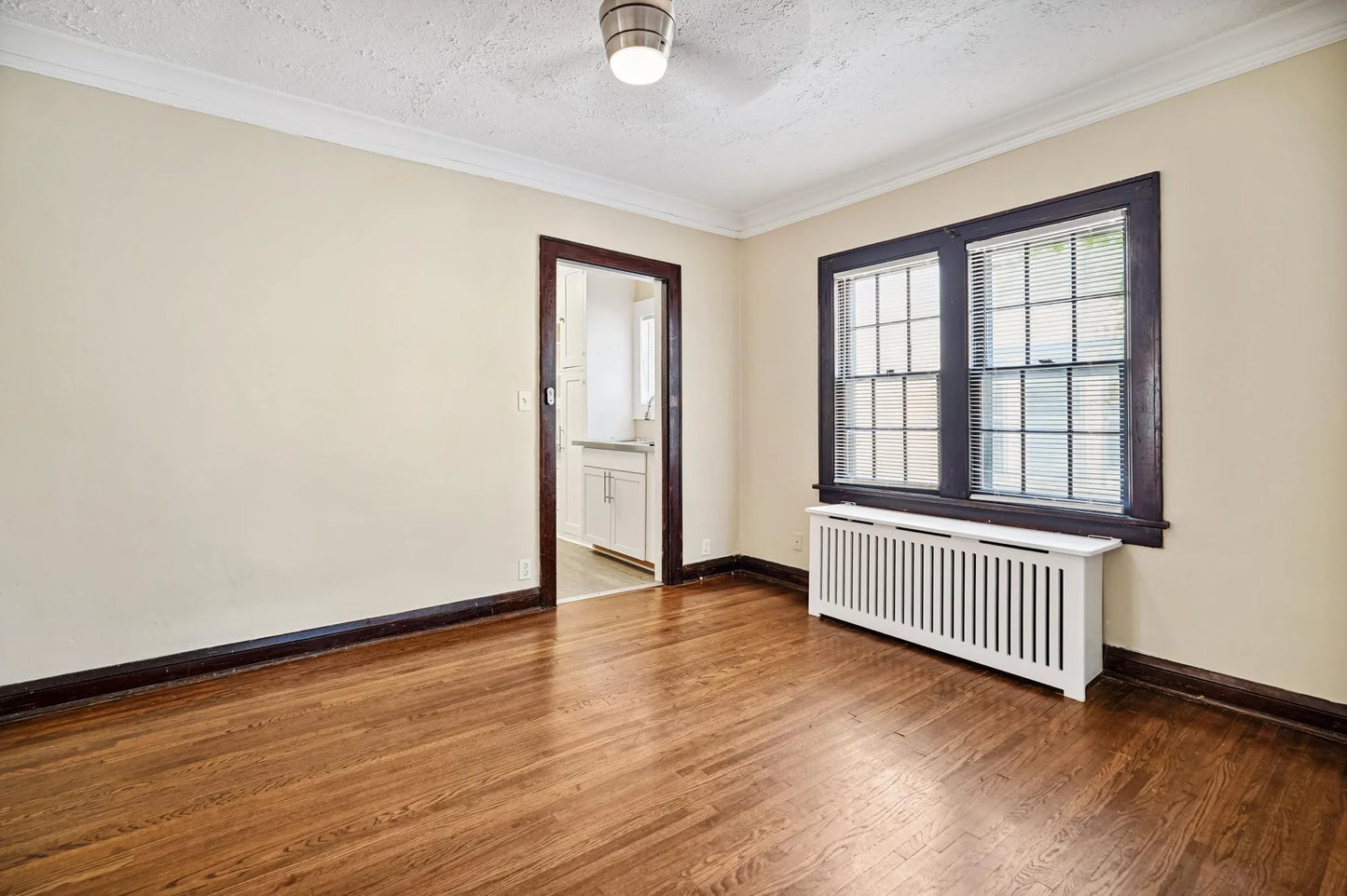 2512 Dupont Avenue, Minneapolis, MN 55405