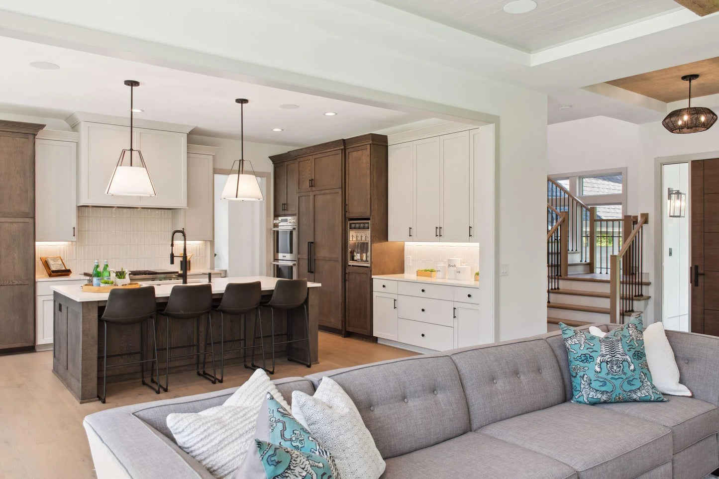 2700 White Oak Circle, Orono, MN 55356