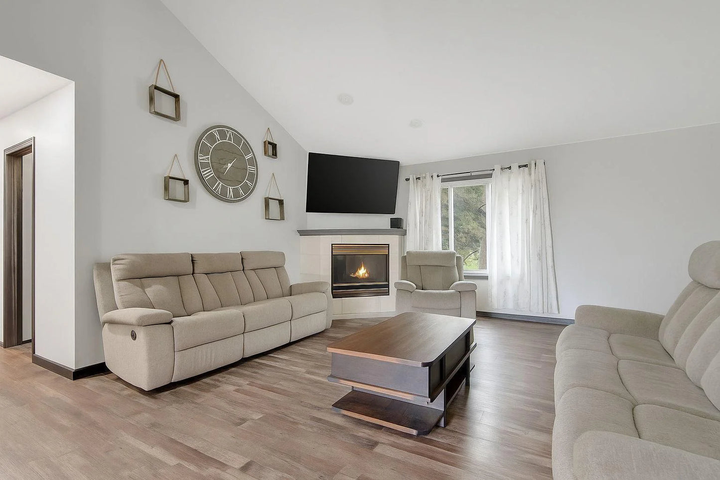 1219 Lakeview Parkway, Buffalo, MN 55313