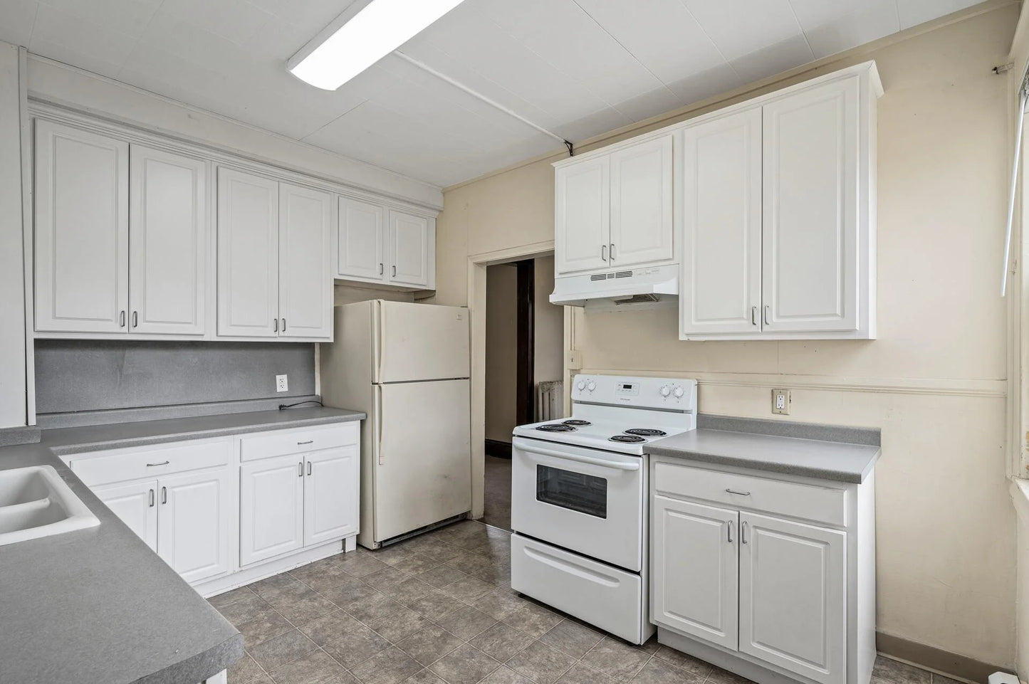 2544 Pleasant Avenue, Minneapolis, MN 55404