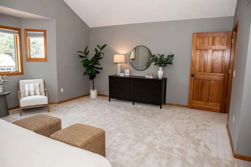 2505 Christian Drive, Chaska, MN 55318