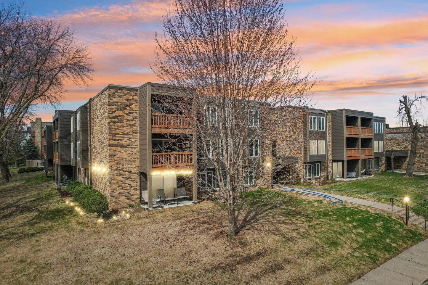 450 Ford Road, Saint Louis Park, MN 55426