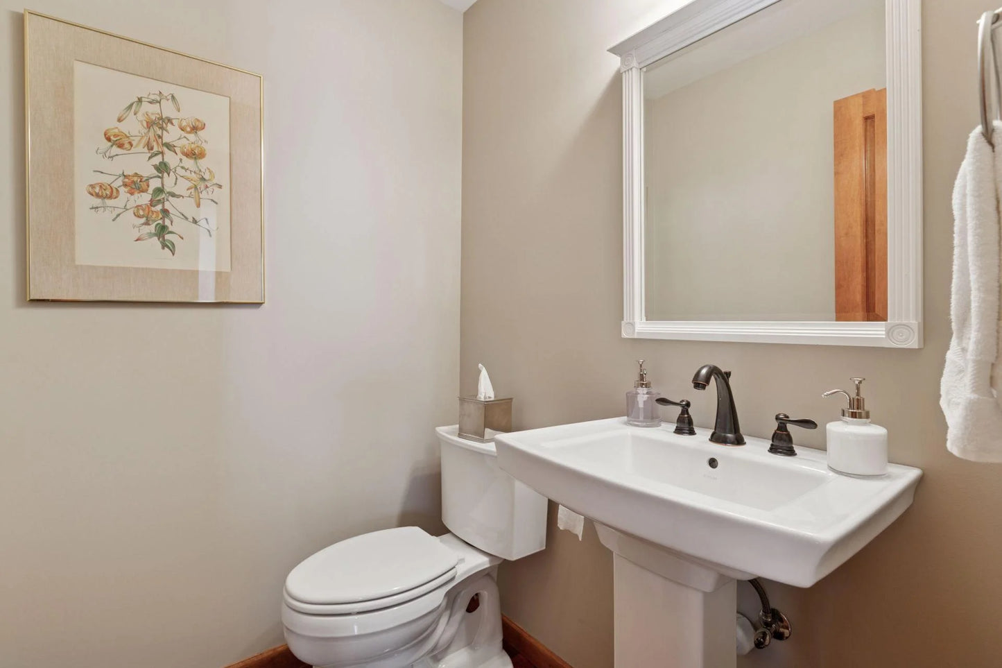 5002 Sheridan Avenue, Minneapolis, MN 55410