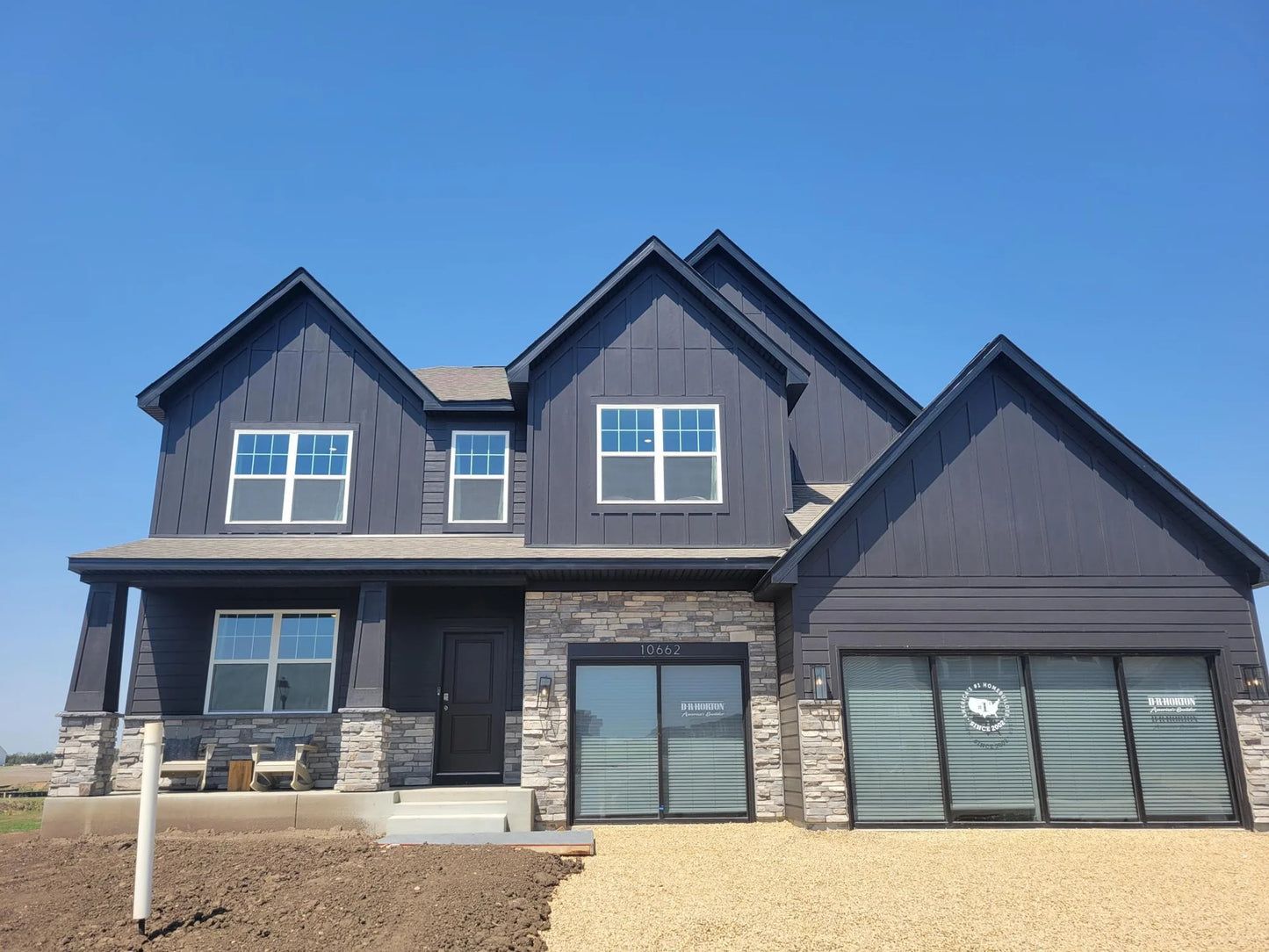 10546 Bent Pine Lane, Woodbury, MN 55129