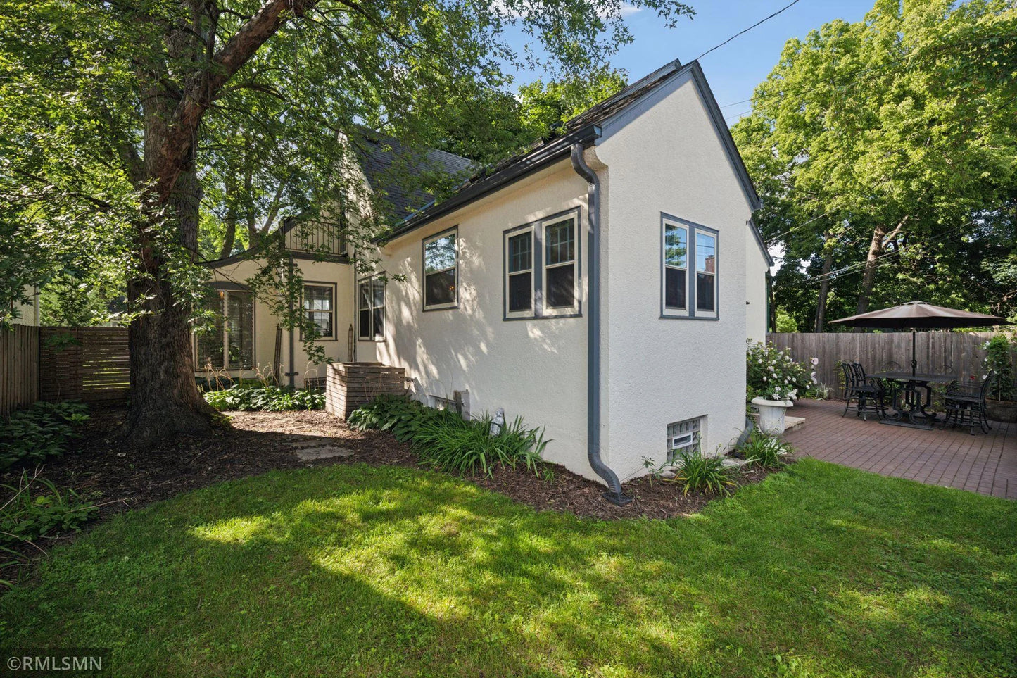 5009 Woodlawn Boulevard, Minneapolis, MN 55417