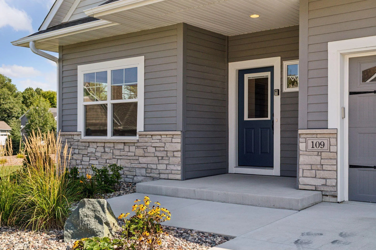 109 Vista Way, Waconia, MN 55387