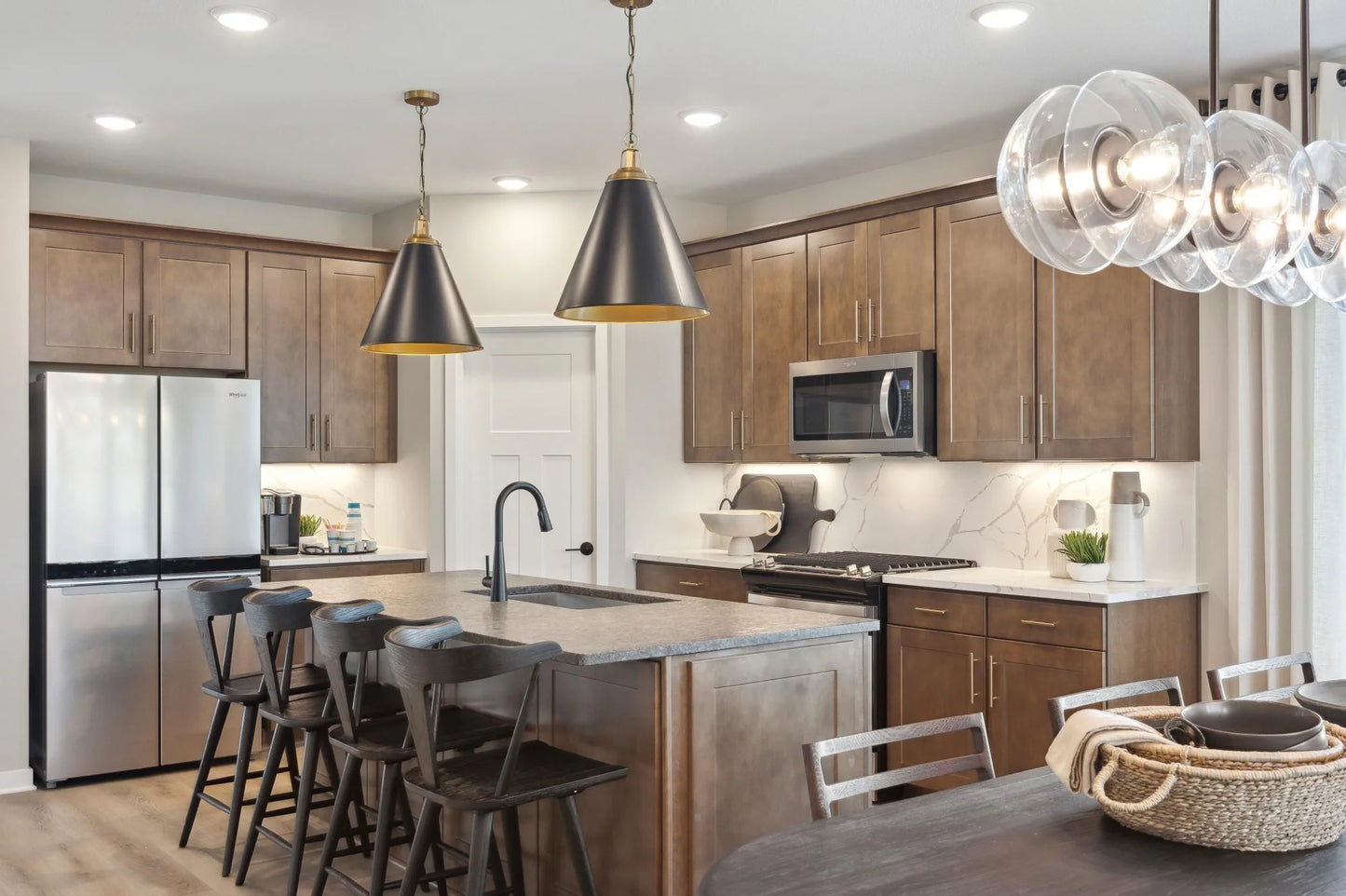 10432 Duval Road, Woodbury, MN 55129
