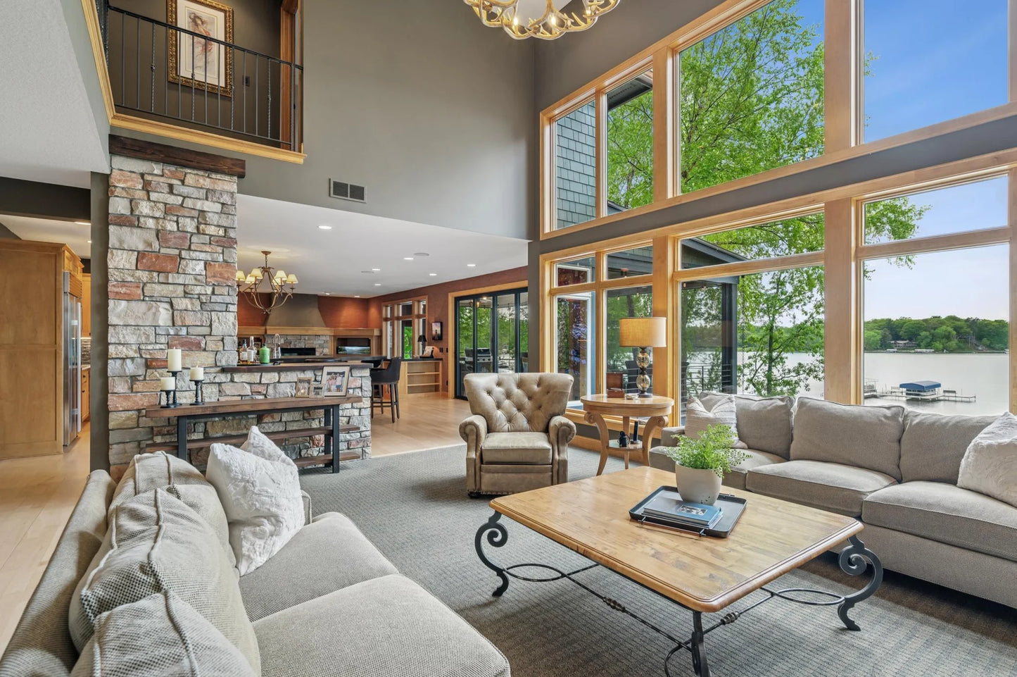 115 Wildwood Beach Road, Mahtomedi, MN 55115