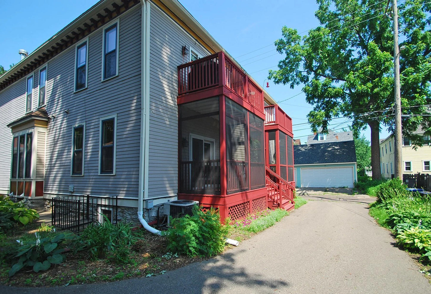 214 Mackubin Street, Saint Paul, MN 55102