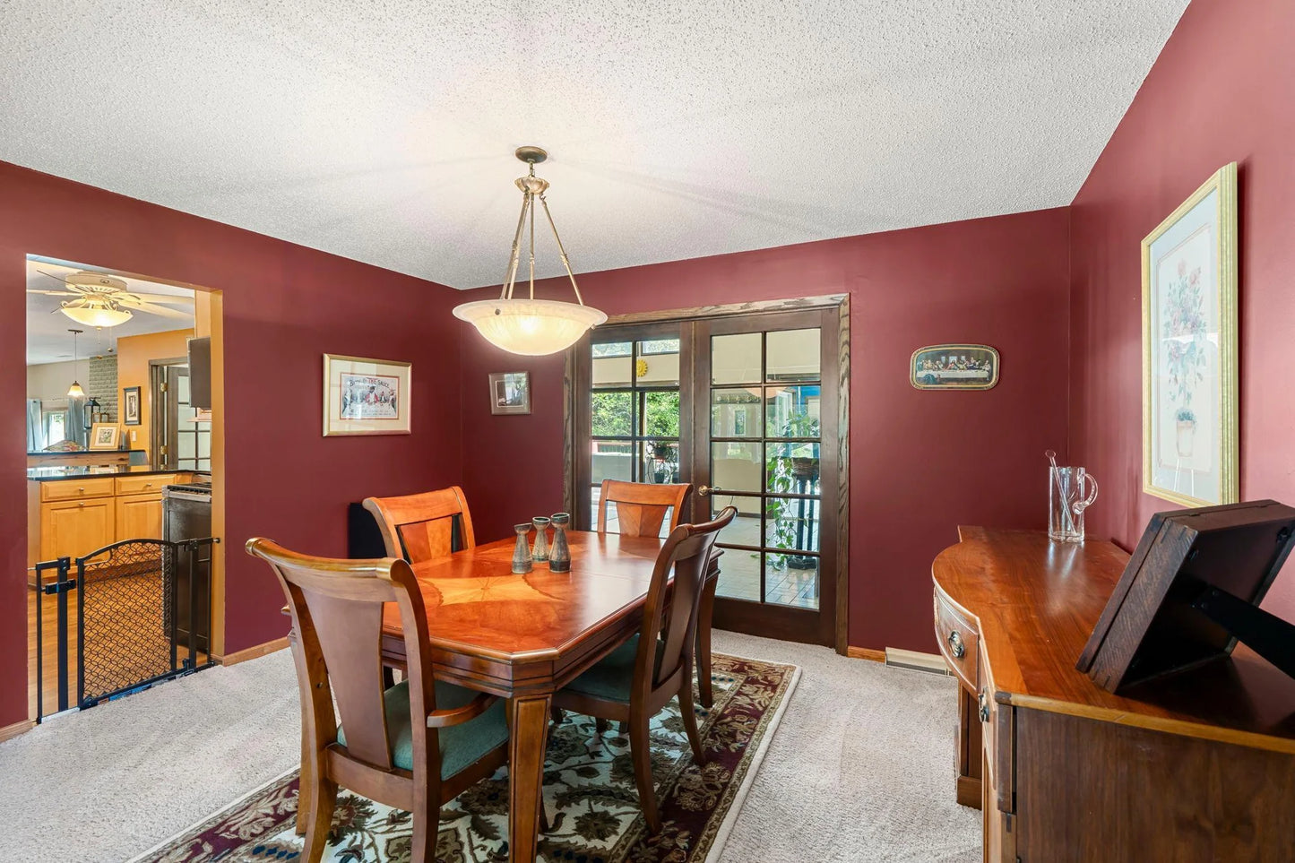 4530 Oak Leaf Drive, Vadnais Heights, MN 55127